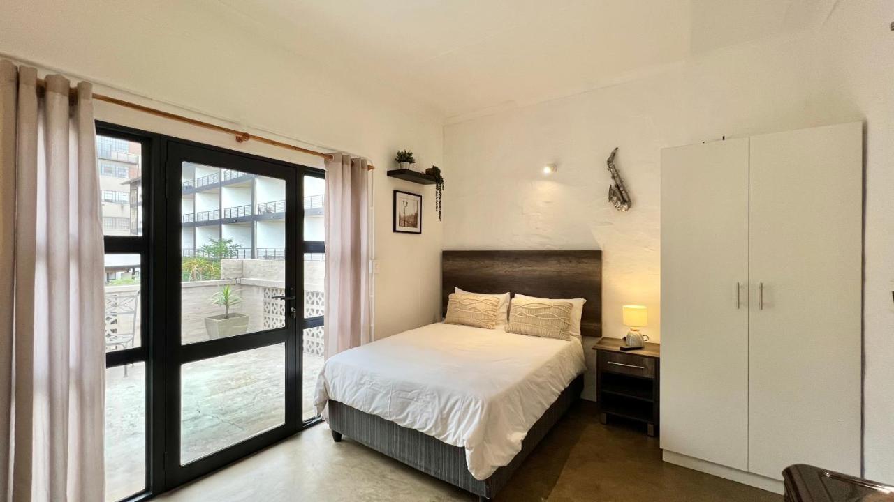 City Living Apartment 119 - Washer, 4K Tv, Fast Wifi, & Sunny Balcony Johannesburg Luaran gambar